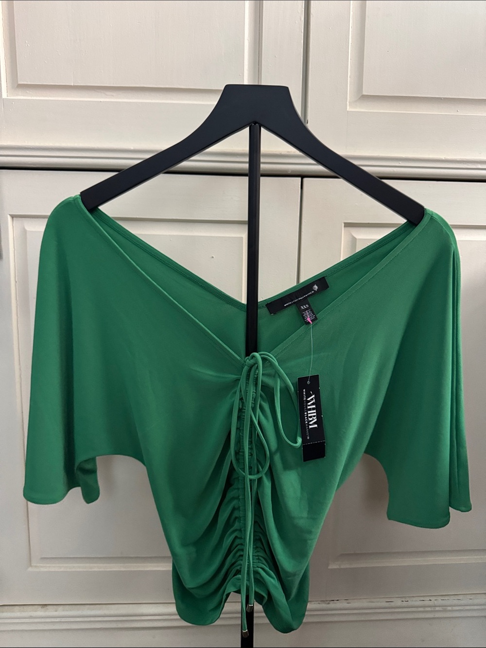 Bright Green Ruched Back V-Neck - Picture 4 of 4